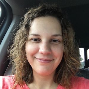 Meet your Posher, Amber